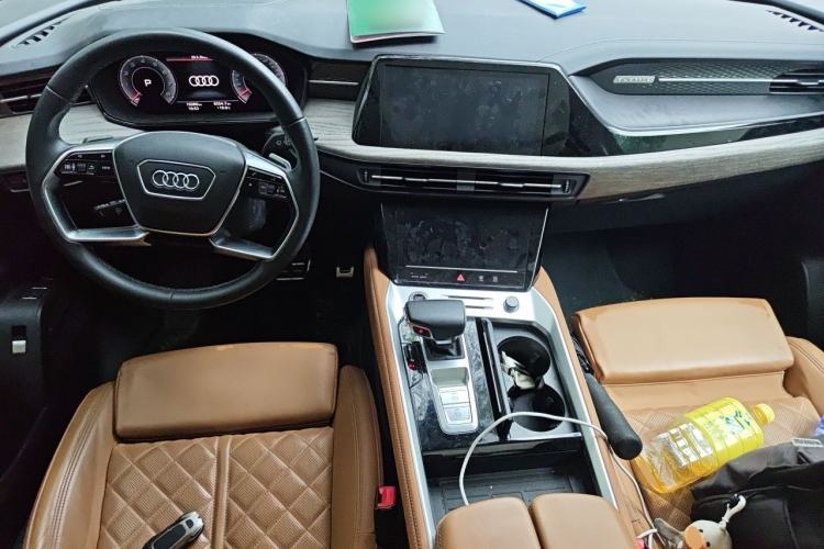 Used Audi Q6 2024 45 TFSI quattro Qiyun Edition Yulin Package 6 seats Center Console