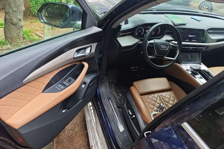 Used Audi Q6 2024 45 TFSI quattro Qiyun Edition Yulin Package 6 seats Driver Seat