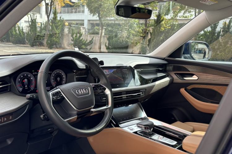 Used Audi Q6 2024 50 TFSI quattro Xingyun Edition Yulin Package 6 Seats Interior 1