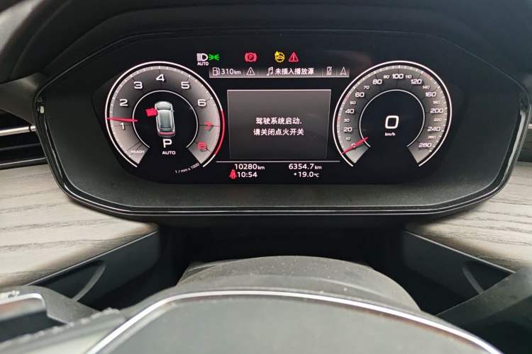 Used Audi Q6 2024 45 TFSI quattro Qiyun Edition Yulin Package 6 seats Odometer Close Up