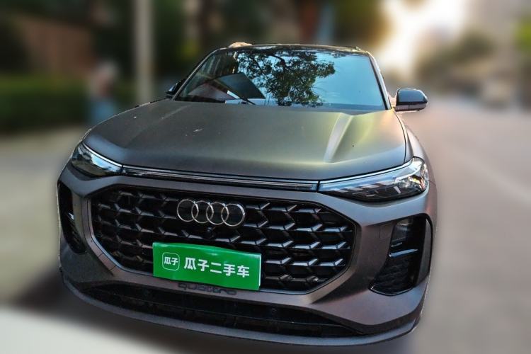 Used Audi Q6 2024 45 TFSI quattro Zhuyun Edition Flying Rider Package 6 Seats Front