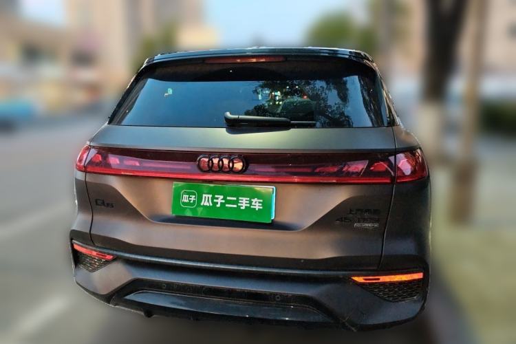 Used Audi Q6 2024 45 TFSI quattro Zhuyun Edition Flying Rider Package 6 Seats Rear