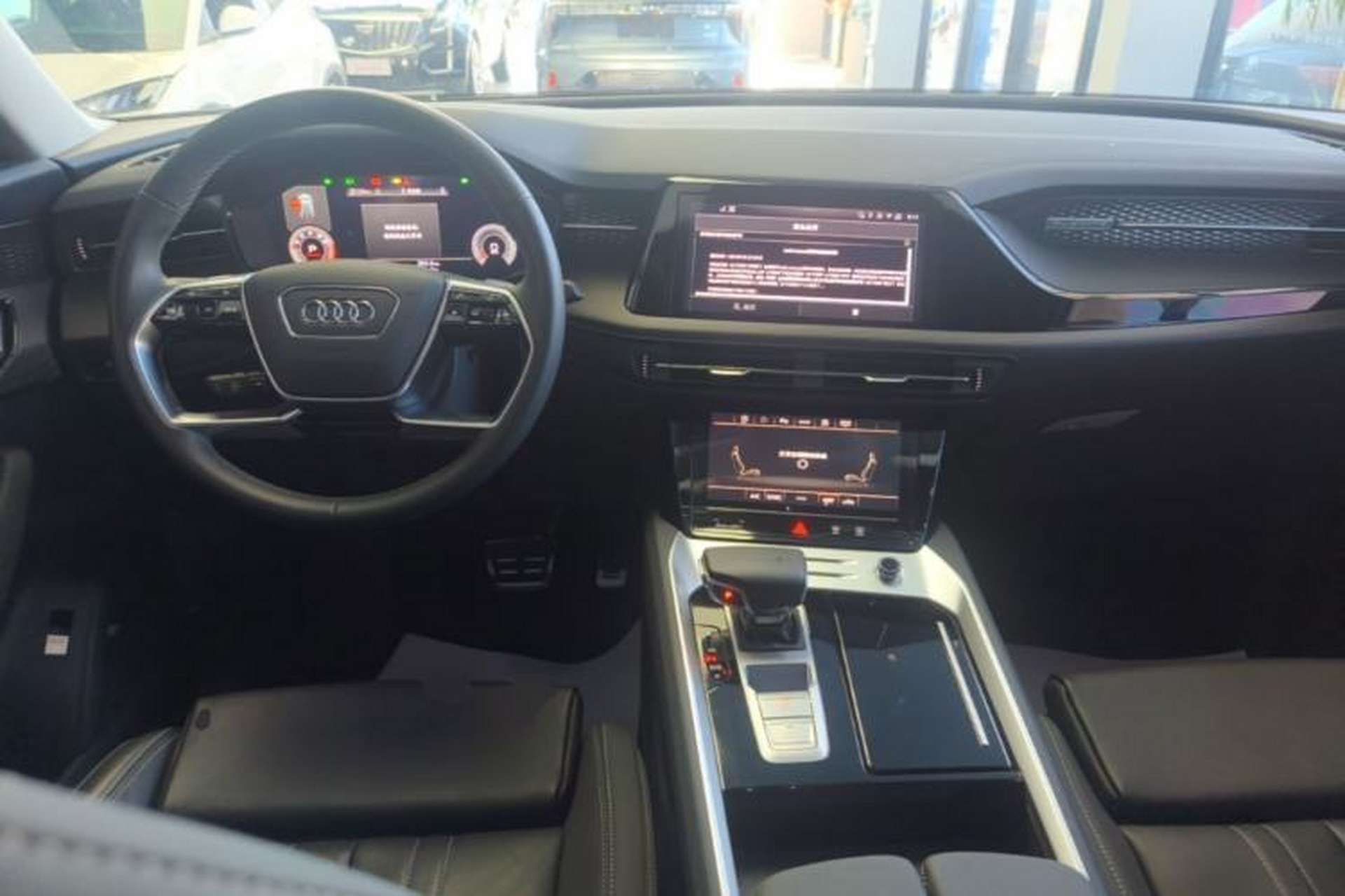 Used Audi Q6 2025 40 TFSI quattro Commemorative Edition Yulin Package 7 Seats Center Console