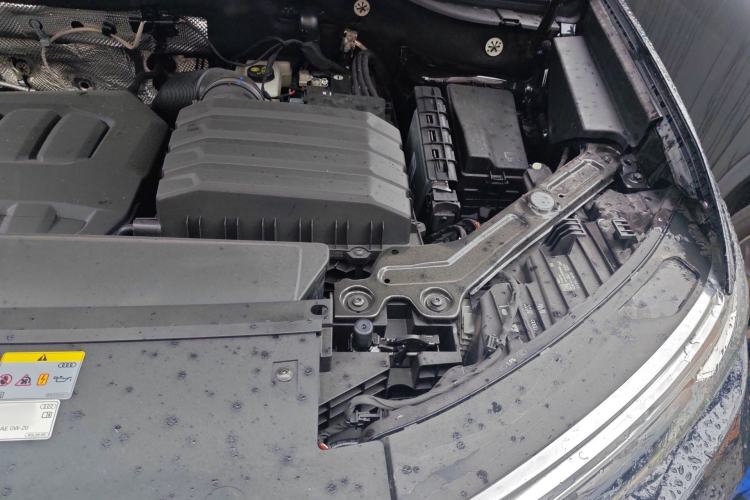 Used Audi Q6 2025 40 TFSI quattro Commemorative Edition Yulin Package 7 Seats Engine Bay Left