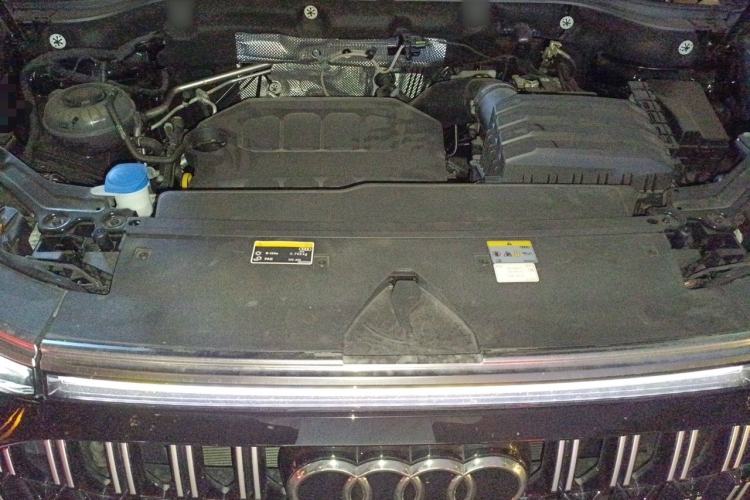 Used Audi Q6 2025 40 TFSI quattro Commemorative Edition Yulin Package 7 Seats Engine Bay