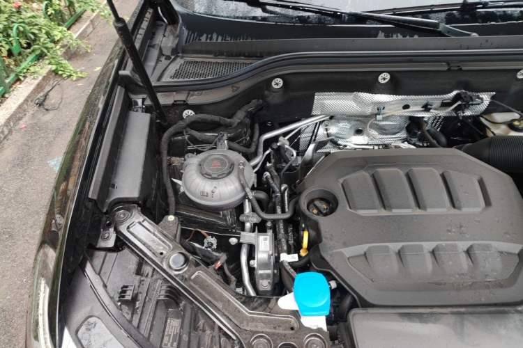 Used Audi Q6 2025 40 TFSI quattro Commemorative Edition Yulin Package 7 Seats Engine Bay Right