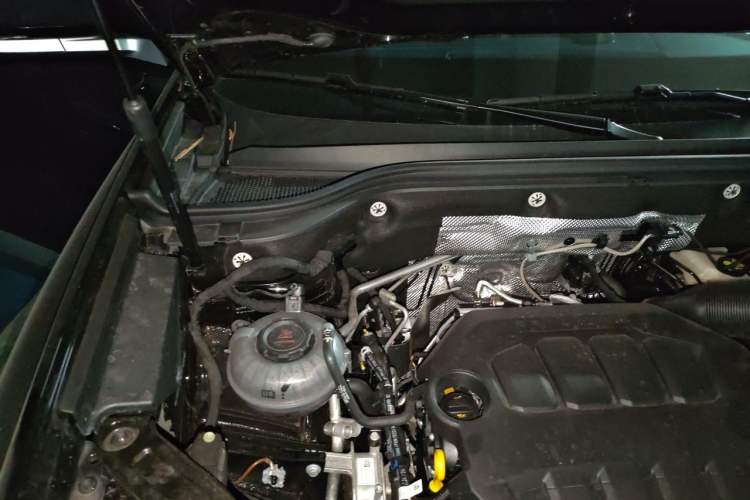 Used Audi Q6 2025 40 TFSI quattro Commemorative Edition Yulin Package 7 Seats Engine Bay Right