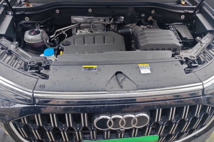 Used Audi Q6 2025 40 TFSI quattro Commemorative Edition Yulin Package 7 Seats Engine Bay