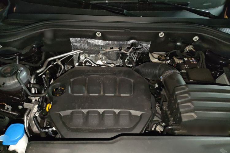 Used Audi Q6 2025 40 TFSI quattro Commemorative Edition Yulin Package 7 Seats Engine Bay