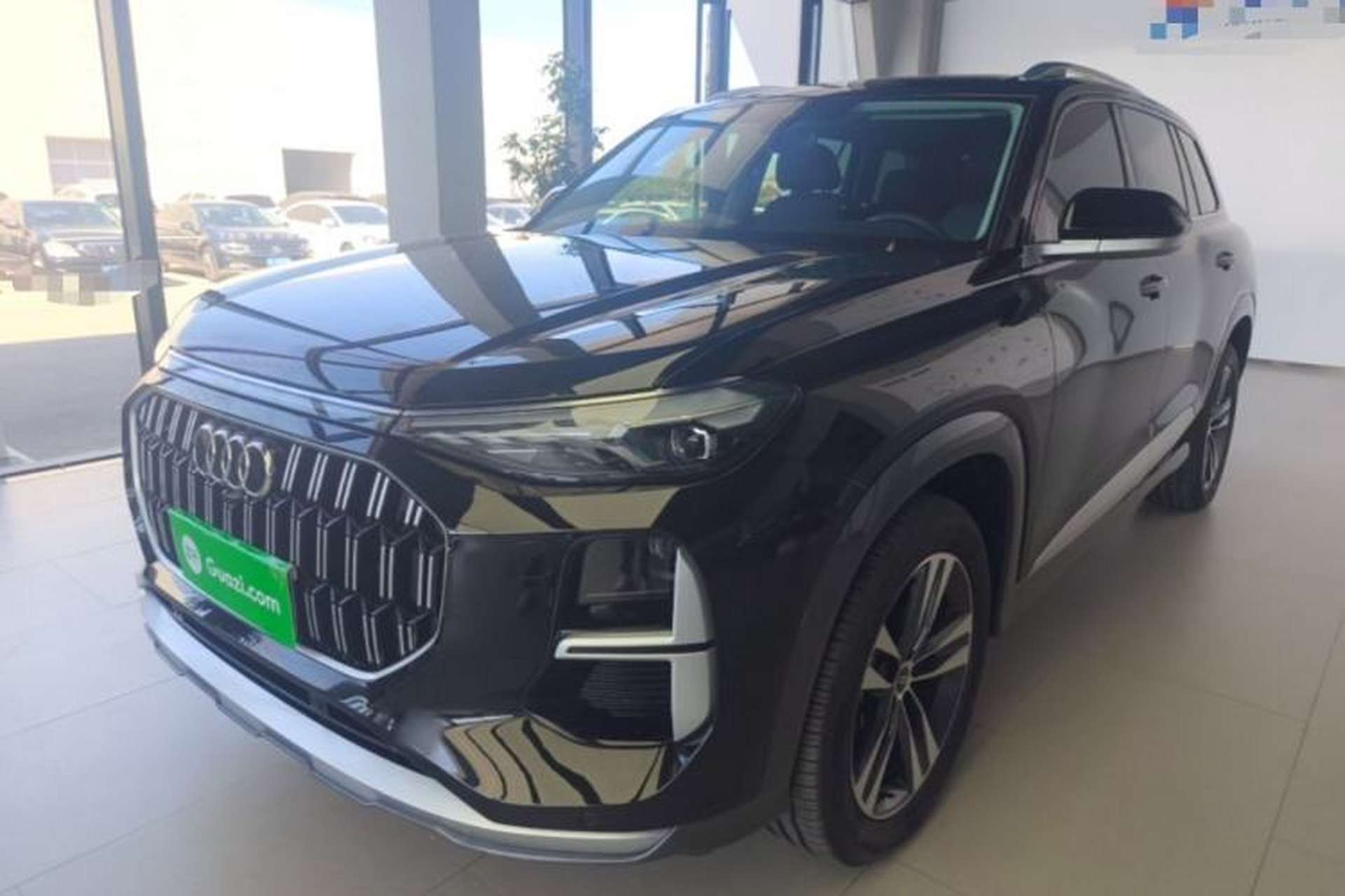 Used Audi Q6 2025 40 TFSI quattro Commemorative Edition Yulin Package 7 Seats Front Left 45 Deg