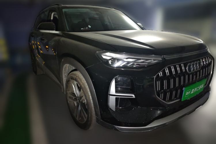 Used Audi Q6 2025 40 TFSI quattro Commemorative Edition Yulin Package 7 Seats Front Right 45 Deg
