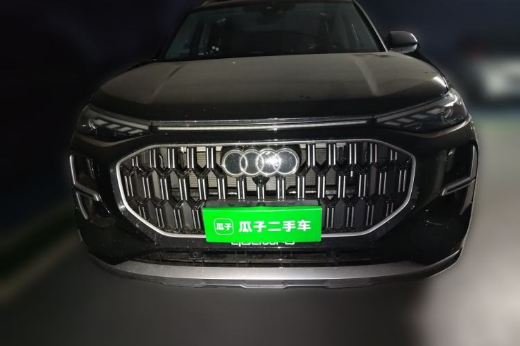 Used Audi Q6 2025 40 TFSI quattro Commemorative Edition Yulin Package 7 Seats Front