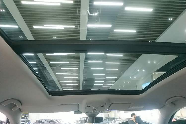 Used Audi Q6 2025 40 TFSI quattro Commemorative Edition Yulin Package 7 Seats Headliner
