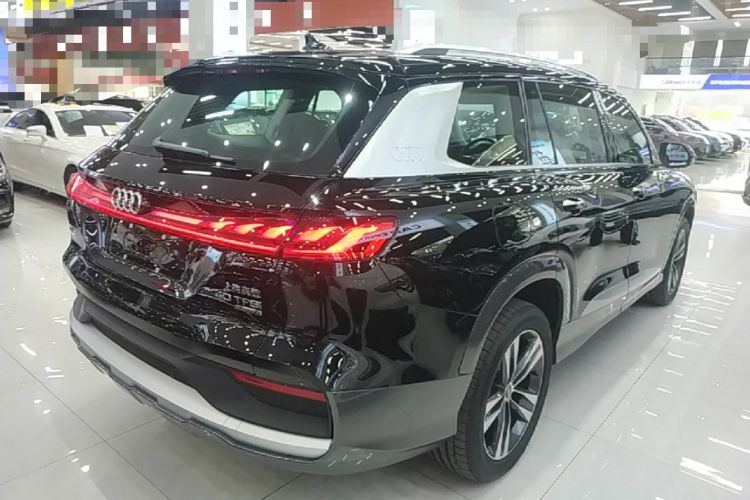 Used Audi Q6 2025 40 TFSI quattro Commemorative Edition Yulin Package 7 Seats Rear Right 45 Deg
