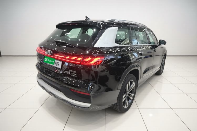 Used Audi Q6 2025 40 TFSI quattro Commemorative Edition Yulin Package 7 Seats Rear Right 45 Deg