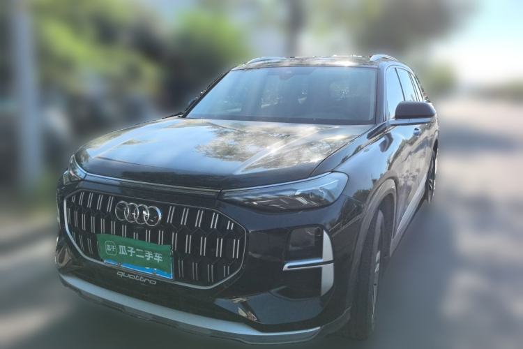 Audi Q6 2025 40 TFSI quattro Commemorative Edition Yulin Package 7 Seats