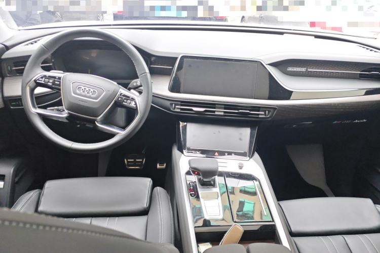 Used Audi Q6 2025 40 TFSI quattro Commemorative Edition Yulin Package 7 Seats Center Console
