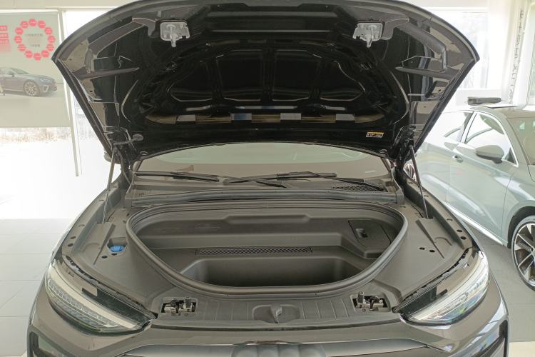 Used Audi Q6L e-tron 2026 First Launch Navigation Edition Engine Bay