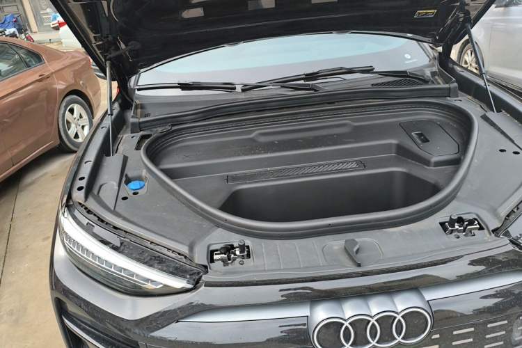 Used Audi Q6L e-tron 2026 Ultra-Long Range Edition Engine Bay Right