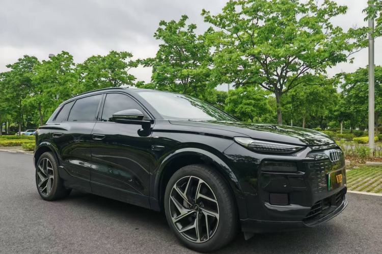 Used Audi Q6L e-tron 2026 First Launch Navigation Edition Exterior 2