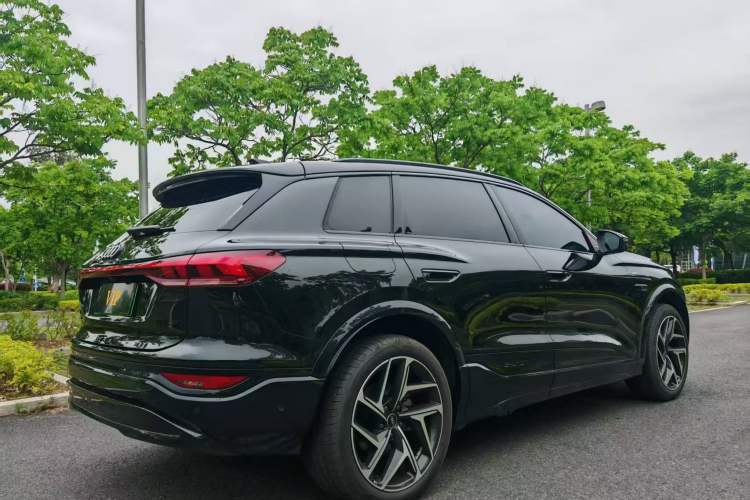 Used Audi Q6L e-tron 2026 First Launch Navigation Edition Exterior 5