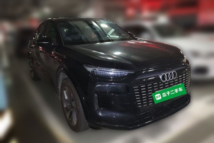 Used Audi Q6L e-tron 2026 Ultra-Long Range Edition Front Right 45 Deg