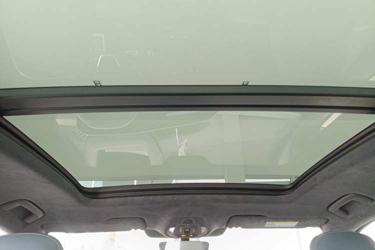 Used Audi Q6L e-tron 2026 First Launch Navigation Edition Headliner