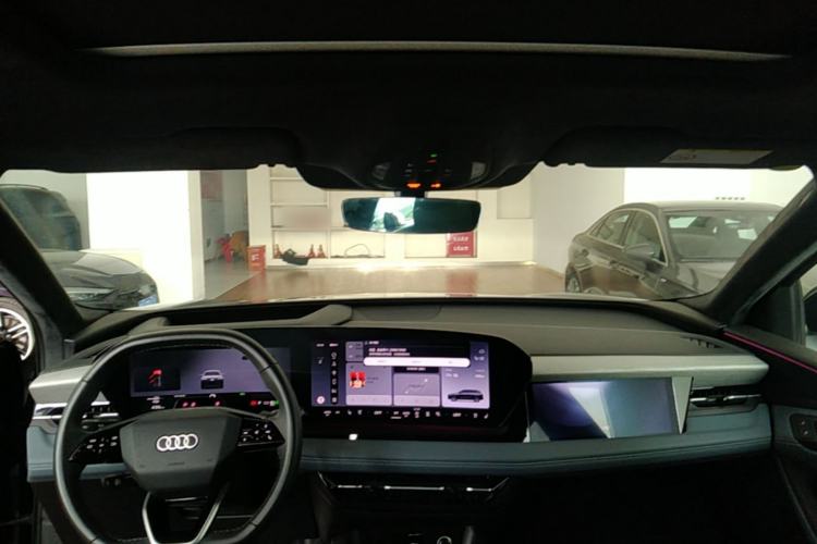 Used Audi Q6L e-tron 2026 First Launch Navigation Edition Headliner