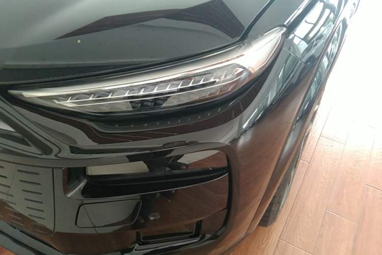 Used Audi Q6L e-tron 2026 First Launch Navigation Edition Left Front Headlight
