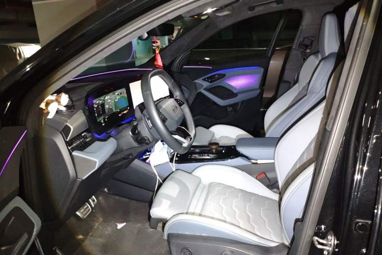Used Audi Q6L e-tron 2026 Ultra-Long Range Edition Left Front Seat