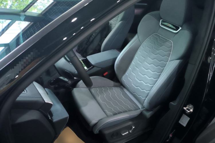 Used Audi Q6L e-tron 2026 First Launch Navigation Edition Left Front Seat