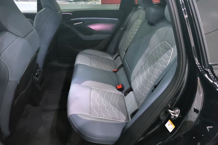Used Audi Q6L e-tron 2026 First Launch Navigation Edition Left Rear Seat