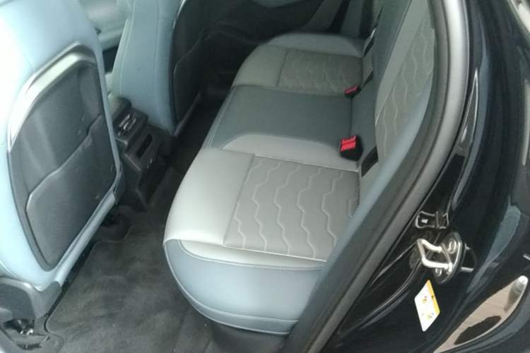 Used Audi Q6L e-tron 2026 First Launch Navigation Edition Left Rear Seat