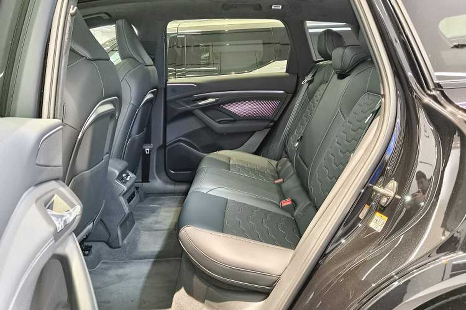 Used Audi Q6L e-tron 2026 First Launch Navigation Edition Left Rear Seat