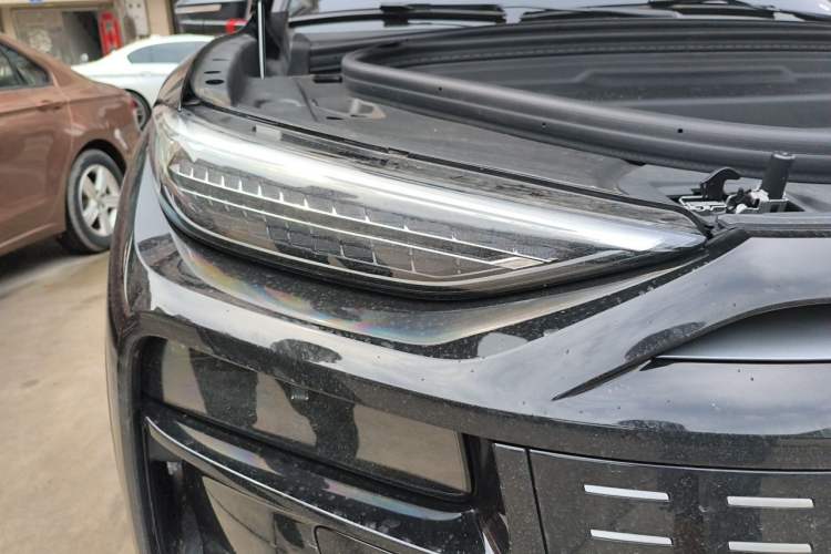 Used Audi Q6L e-tron 2026 Ultra-Long Range Edition Right Front Headlight