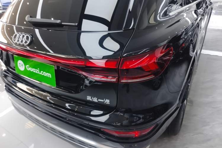 Used Audi Q6L e-tron 2026 Ultra-Long Range Edition Right Rear Taillight
