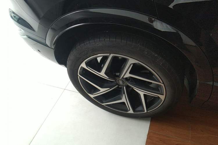 Used Audi Q6L e-tron 2026 First Launch Navigation Edition Right Rear Wheel Hub