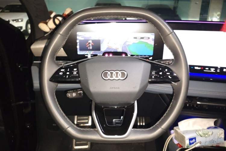 Used Audi Q6L e-tron 2026 Ultra-Long Range Edition Steering Wheel