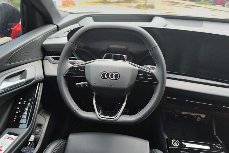 Used Audi Q6L e-tron 2026 Ultra-Long Range Edition Steering Wheel