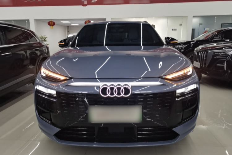Used Audi Q6L e-tron 2026 First Launch Navigation Edition Front