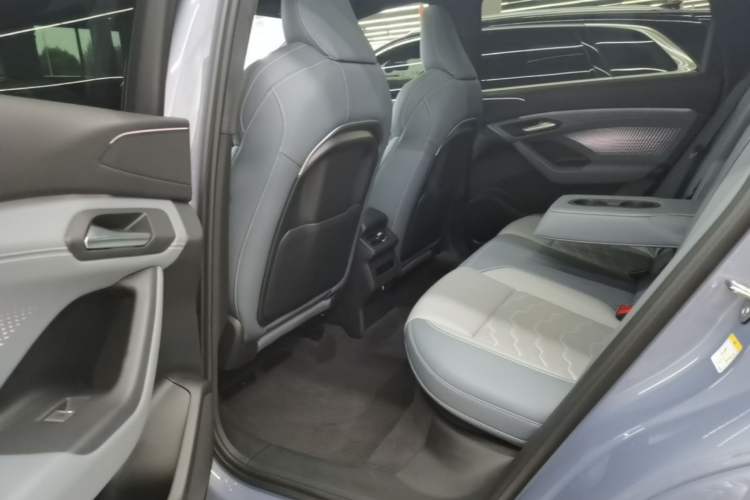 Used Audi Q6L e-tron 2026 First Launch Navigation Edition Left Rear Seat
