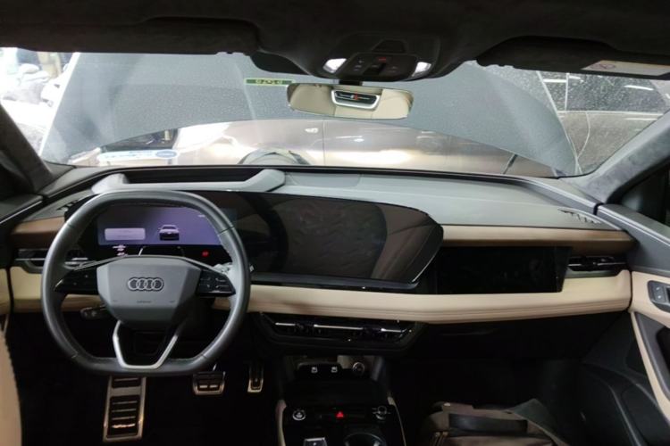 Used Audi Q6L e-tron 2026 First Launch Navigation Edition Center Console