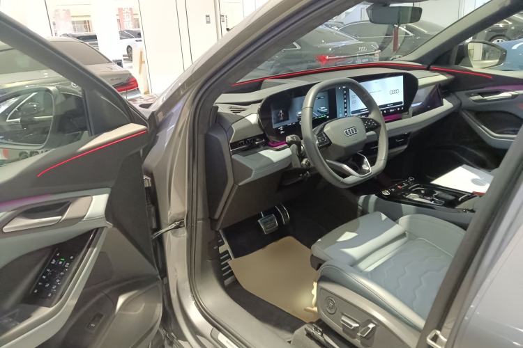 Used Audi Q6L e-tron 2026 First Launch Navigation Edition Driver Seat