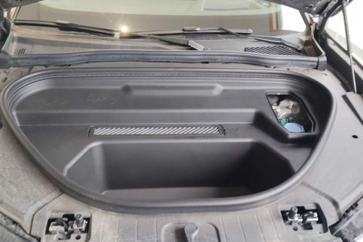 Used Audi Q6L e-tron 2026 First Launch Navigation Edition Engine Bay