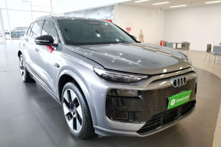 Used Audi Q6L e-tron 2026 First Launch Navigation Edition Front Right 45 Deg