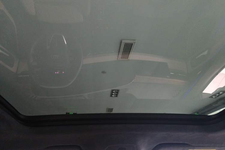 Used Audi Q6L e-tron 2026 First Launch Navigation Edition Headliner