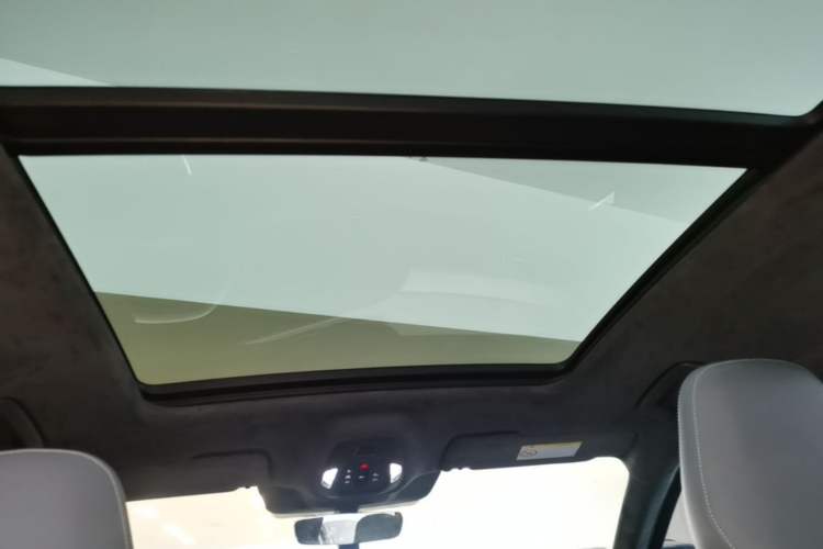 Used Audi Q6L e-tron 2026 First Launch Navigation Edition Headliner