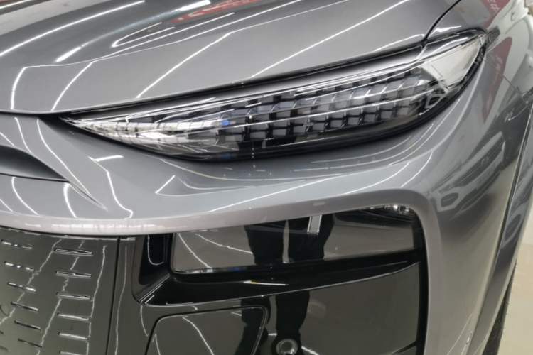 Used Audi Q6L e-tron 2026 First Launch Navigation Edition Left Front Headlight