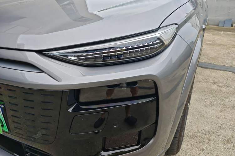 Used Audi Q6L e-tron 2026 First Launch Navigation Edition Left Front Headlight