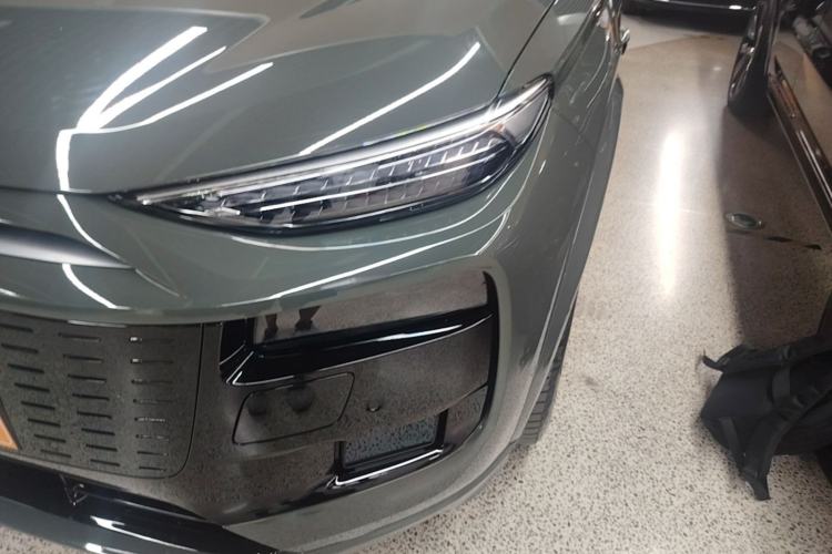 Used Audi Q6L e-tron 2026 First Launch Navigation Edition Left Front Headlight